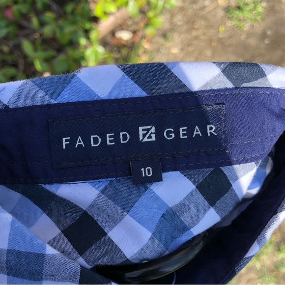 Boys Button Up Shirt - Picture 4 of 6